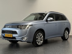 Mitsubishi Outlander - 2.0 PHEV Instyle+ Schuifdak | Leer | Camera | NL Auto