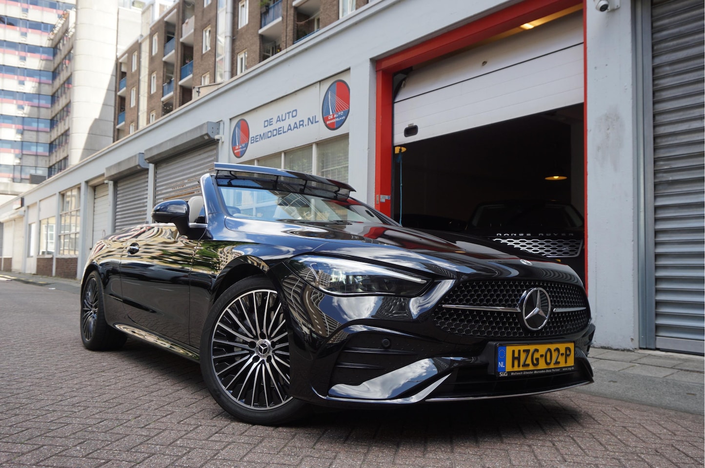 Mercedes-Benz CLE Cabriolet - 200 AMG Line | Burmester | Sfeerverlichting | Stoelmassage + ventilatie + verwarming | Nek - AutoWereld.nl