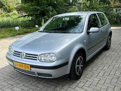 Volkswagen Golf - 1.6-16V Comfortline - Airco APK