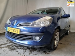 Renault Clio Estate - 1.2 TCE Corporate - Airco - Trekhaak - Schade