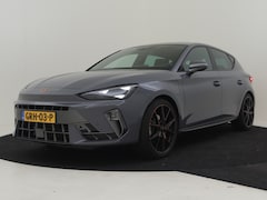 CUPRA Leon - Business | 19 inch LM | Privacy glas | Verwarmbare stoelen | Travel Assist All-season