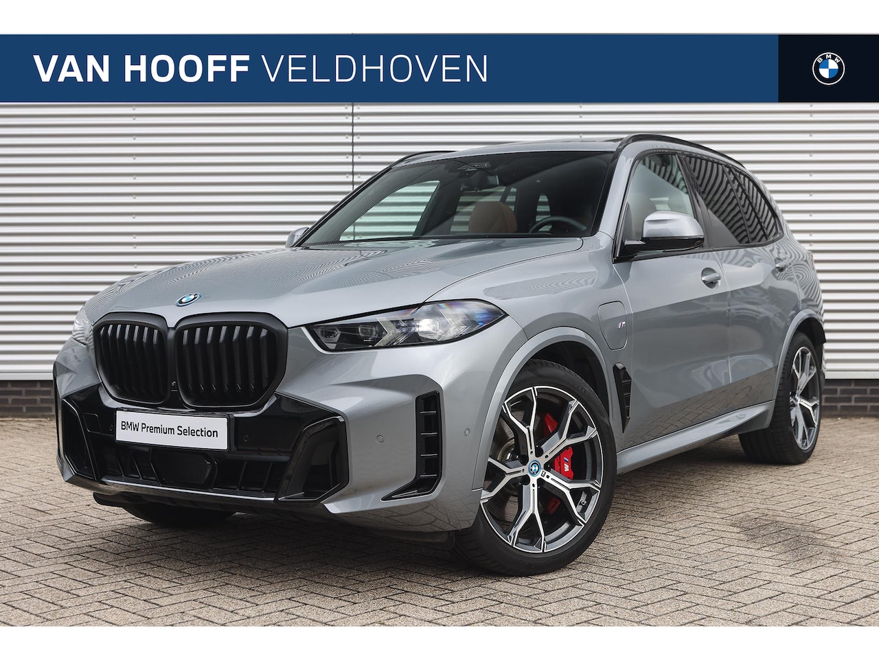 BMW X5 - xDrive50e High Executive M Sport Automaat / Panoramadak / Trekhaak / Parking Assistant Pro - AutoWereld.nl