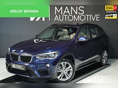 BMW X1 - SDrive18i / LED / NAVI / CRUISE / LEDER / 100% DEALERONDERHOUDEN