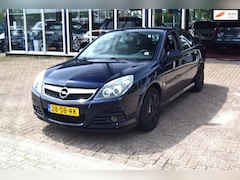 Opel Vectra GTS - 1.8-16V Business | NAVIGATIE | AIRCO | ELEKTRISCHE RAMEN | NIEUWE APK BIJ AFLEVERING