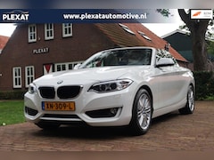 BMW 2-serie Cabrio - 218i Essential Aut. | Slechts 57.000KM | Sportstoelen | Full Led | Alpinweiß | Stoelverwar
