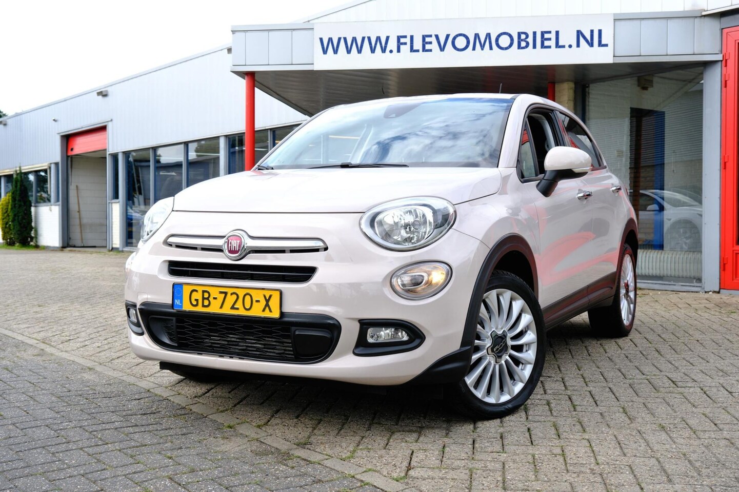 Fiat 500 X - 1.4 Turbo 140pk MultiAir PopStar Clima|LMV|Cruise - AutoWereld.nl