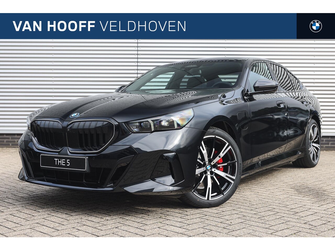 BMW 5-serie - 530e M Sport Automaat / Panoramadak / Bowers & Wilkins / Adaptieve LED / Parking Assistant - AutoWereld.nl