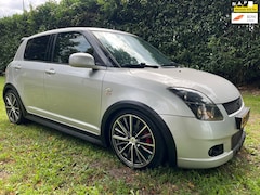Suzuki Swift - 1.3 Shogun