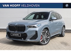 BMW X1 - xDrive30e M Sport Automaat / Panoramadak / Trekhaak / Sportstoelen / Adaptieve LED / M Ada