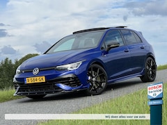 Volkswagen Golf - 8 2.0 TSI R 320PK 4Motion Performance / Full Option / Akrapovic / Pano / Harman/Kardon / M