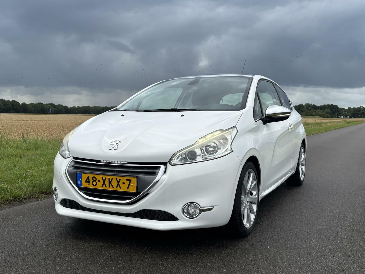 Peugeot 208 - 1.6 VTi Ice Velvet APK 07-2026 NAP! - AutoWereld.nl