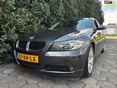 BMW 3-serie - 320i High Executive | Automaat