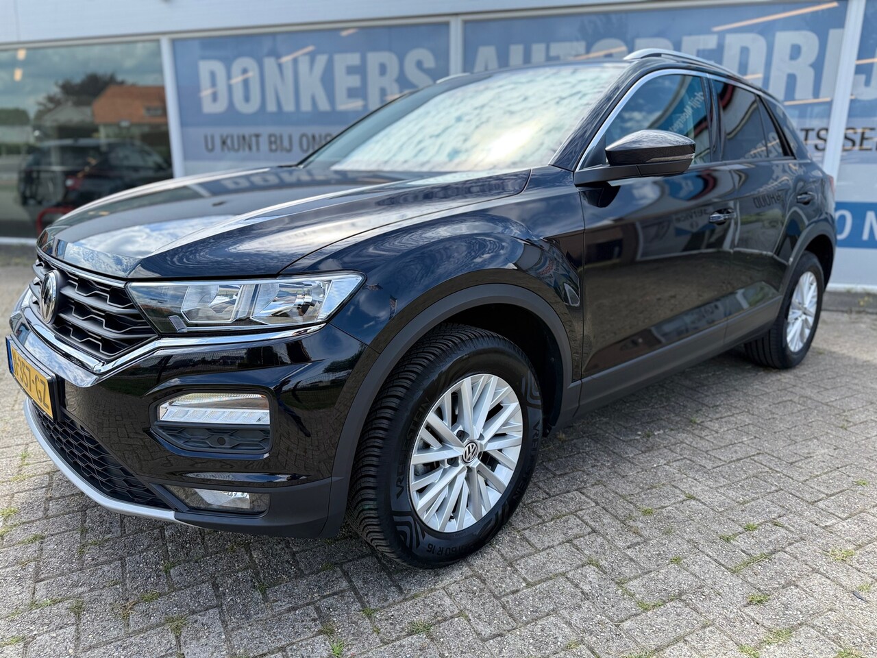 Volkswagen T-Roc - 1.5 TSI Style Business 1.5 TSI Style Business - AutoWereld.nl