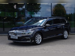 Volkswagen Passat Variant - 1.4 TSI PHEV GTE 218 PK BNS, Trekhaak, IQ-LED, Adap. Cruise Control, Camera, Massage