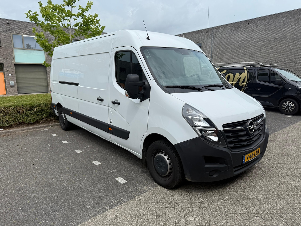 Opel Movano - 2.3 Turbo L3H3 - AutoWereld.nl