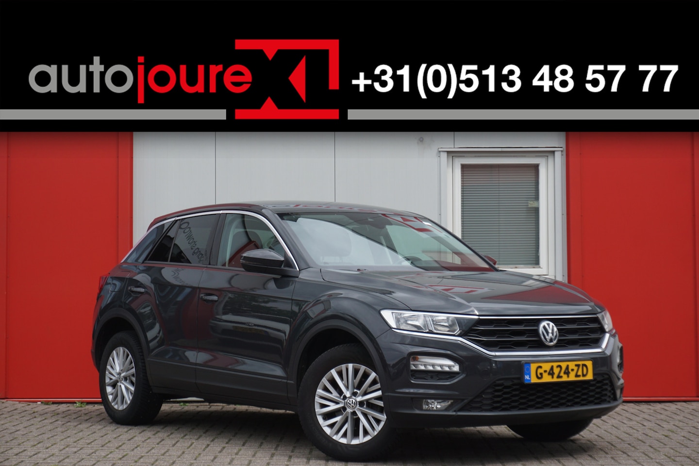Volkswagen T-Roc - 1.6 TDI Style Business | Climate | Navi | Trekhaak | - AutoWereld.nl