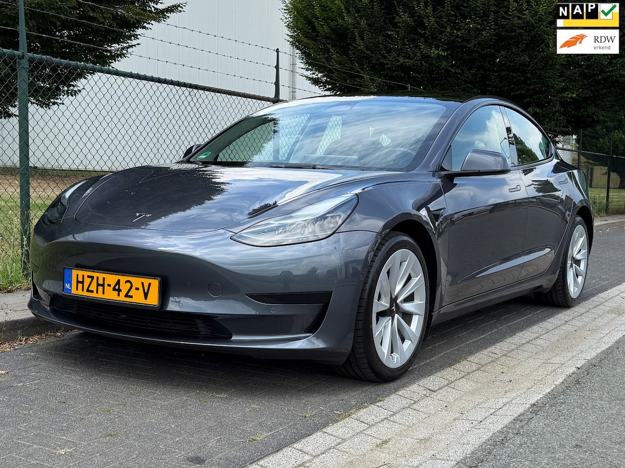Tesla Model 3 - Standard RWD Plus 60 kWh Enhanced Autopilot 19 inch - AutoWereld.nl
