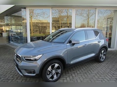 Volvo XC40 - T4 INSCRIPTION AUT. | LEER | VISUAL PARK ASSIST | TREKHAAK