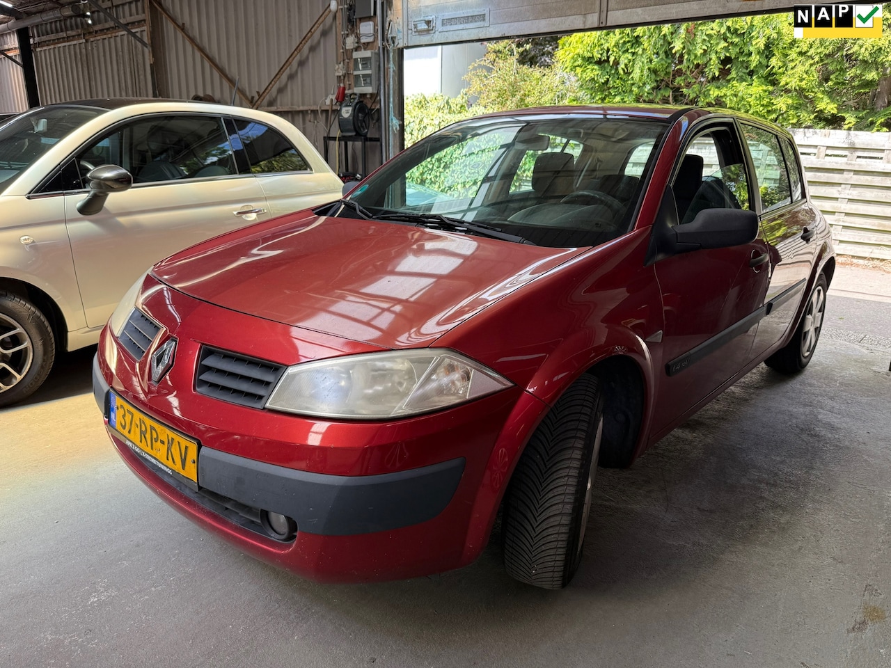 Renault Mégane - 1.4-16V Tech Road Airco, cruise control, Inruilauto - AutoWereld.nl