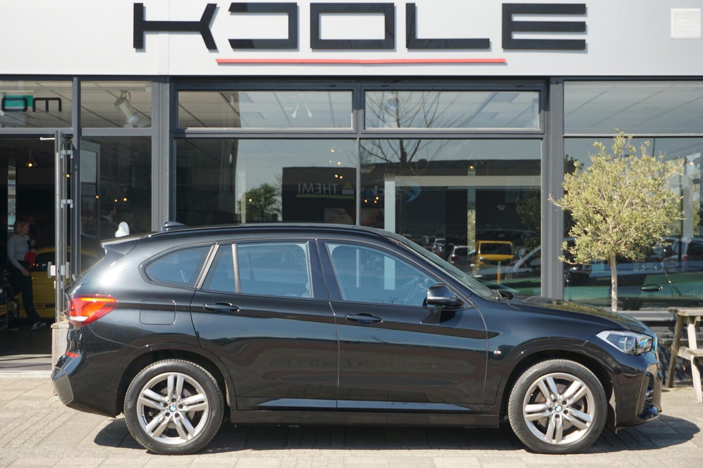 BMW X1 - xDrive25e High Executive | M Sport - AutoWereld.nl