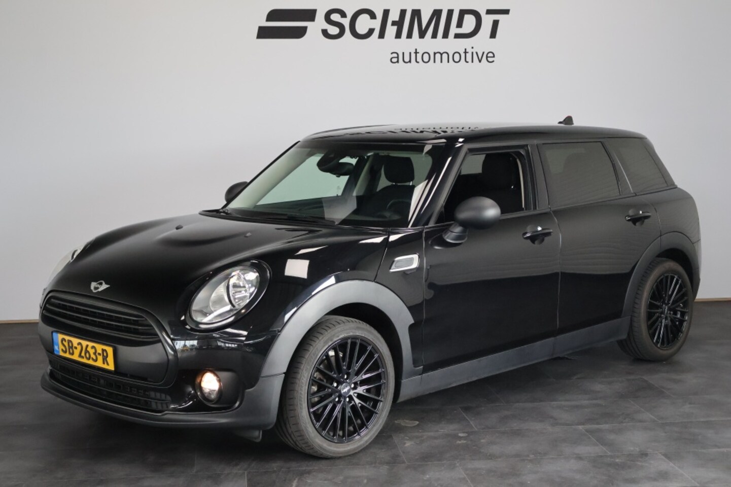MINI Clubman - Mini 1.5 One Business | Navi | Cruise Control | 17" - AutoWereld.nl