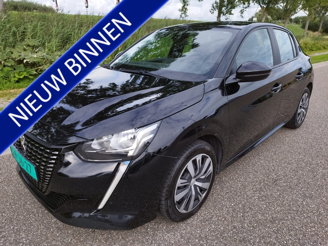 Peugeot 208 - 1.2 PureTech Active Pack ** 101 PK ** 6-bak ** NAVI ** Stoelverwarming ** - AutoWereld.nl