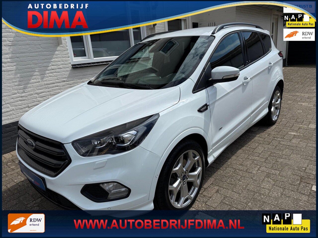 Ford Kuga - 1.5 EcoBoost ST Line Automaat 182 Pk/ Navi/ Camera/ ECC/ Keyless Entry - AutoWereld.nl