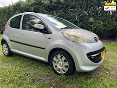 Peugeot 107 - 1.0-12V XS