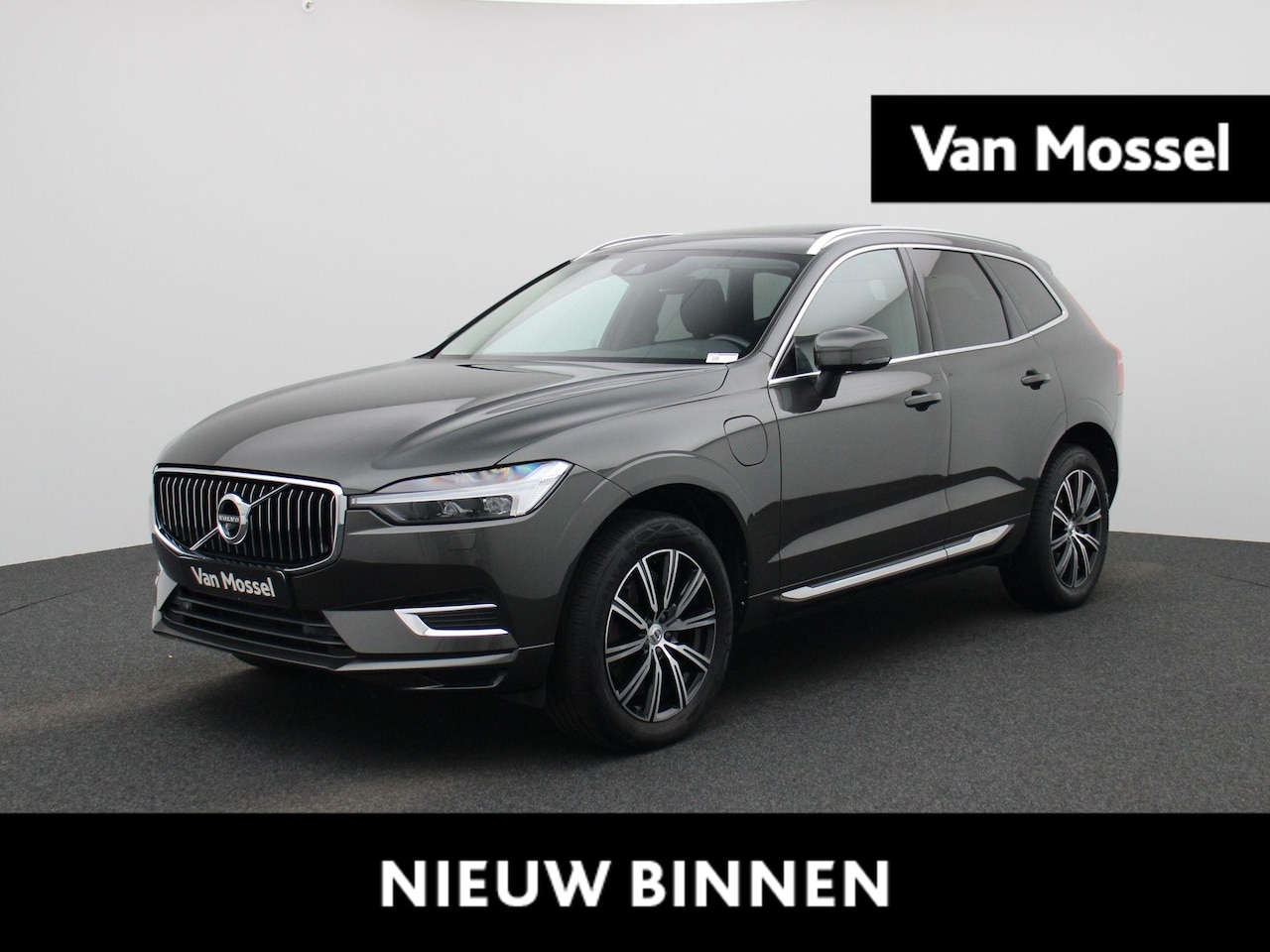 Volvo XC60 - 2.0 Recharge T6 AWD Inscription | Panoramadak | Trekhaak | Climate Control | Stoelverwarmi - AutoWereld.nl