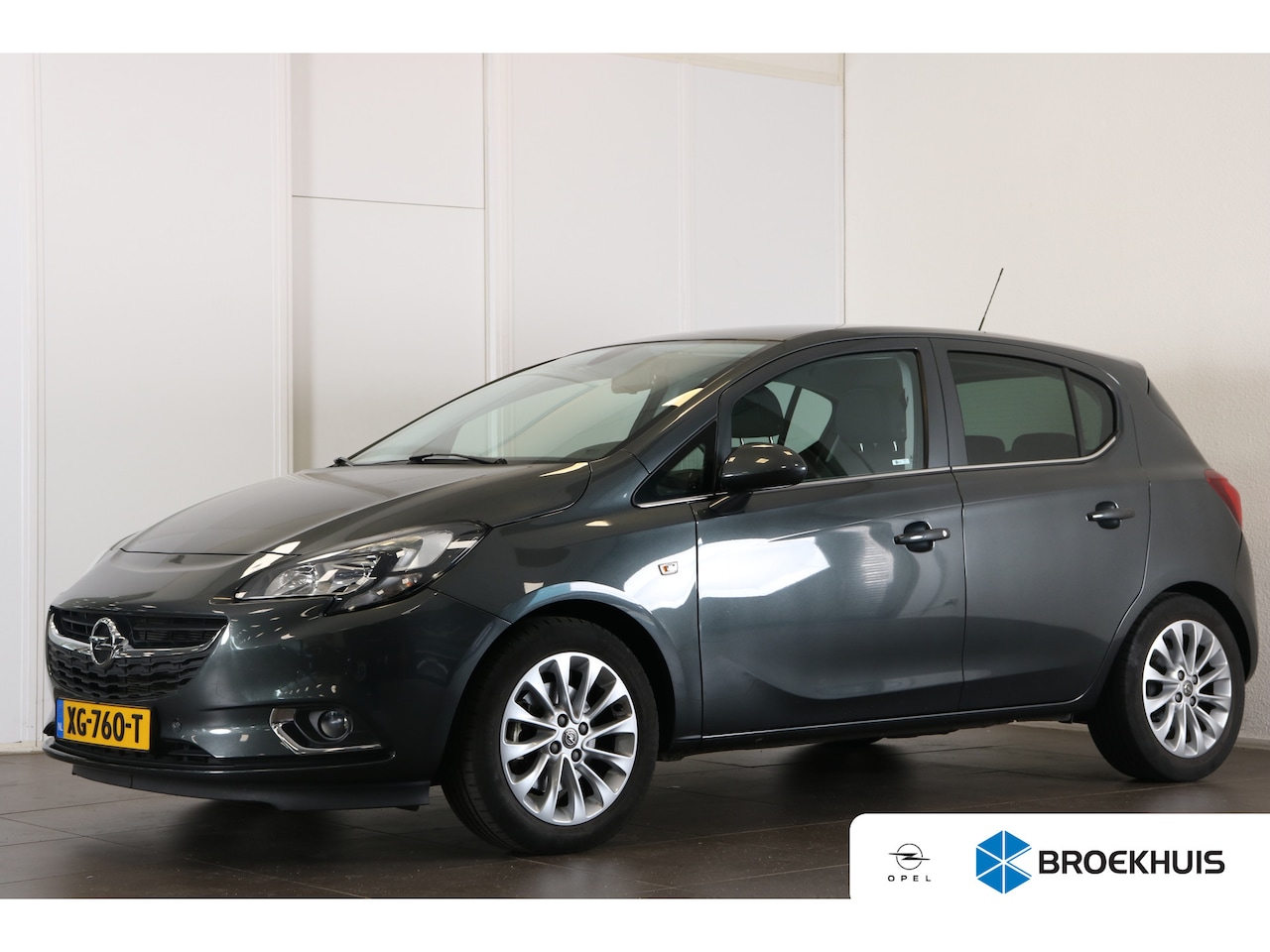 Opel Corsa - 1.0 Turbo 90PK Online Edition | Navi | Clima | Cruise | Trekhaak | Camera | Parkeersensore - AutoWereld.nl
