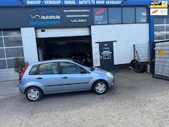 Ford Fiesta - 1.6-16V Ghia-Vol Automaat- met Airco, NAP en een nieuwe APK