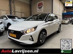 Hyundai i20 - 1.2 MPI COMFORT SMART NL AUTO NAP 17 DKM 1E EIG. 4 CYLINDER MOTOR APPLE CARPLAY/ANDROID CR