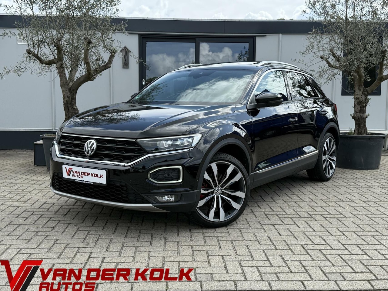 Volkswagen T-Roc - 2.0 TSI 4Motion Sport Virtual Cockpit CarPlay Navi Adaptive cruise Climate Stoel/Stuurverw - AutoWereld.nl