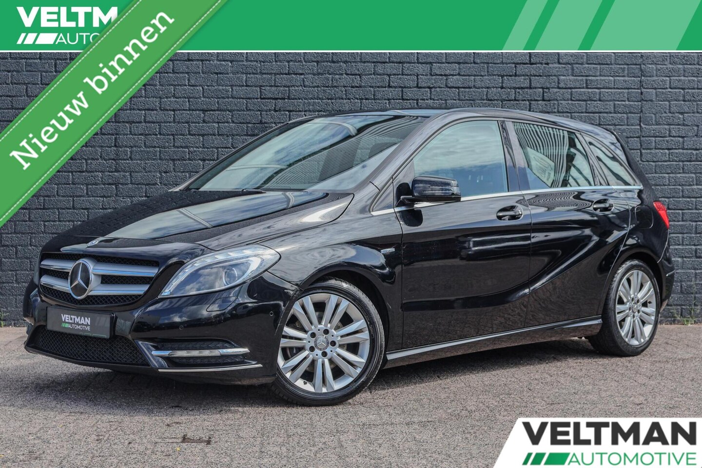 Mercedes-Benz B-klasse - 180 Ambition TREKHAAK LEDER STOELVERWARMING BLUETOOTH - AutoWereld.nl