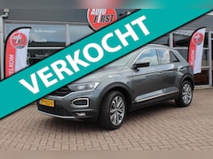 Volkswagen T-Roc - 1.5 TSI Sport, met afneembare trekhaak, eerste eigenaar, NL auto