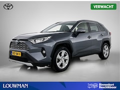 Toyota RAV4 - 2.5 Hybrid Dynamic Limited | Full map navigatie | Metallic lak | 18'' LM Velgen | Privacy