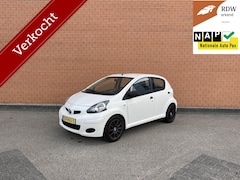 Toyota Aygo - 1.0 74DKM | NAP | AIRCO | LAGE-KM | NIEUWE-APK |