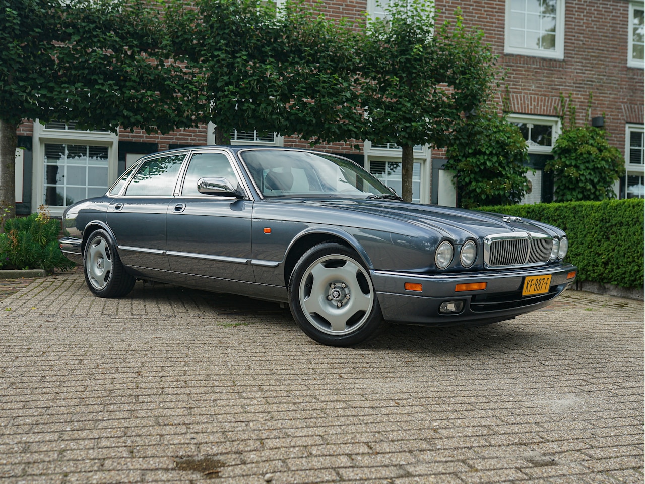 Jaguar Sovereign - [XJ X300] 4.0 6-in-lijn l Mint Conditie l Lage tellerstand! - AutoWereld.nl