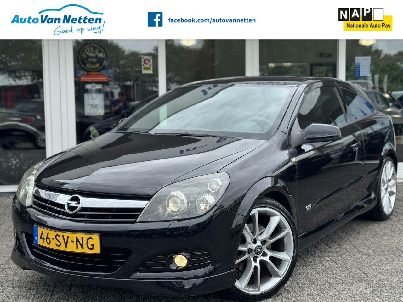 Opel Astra GTC - 2.0 T Sport 2.0 T Sport - AutoWereld.nl