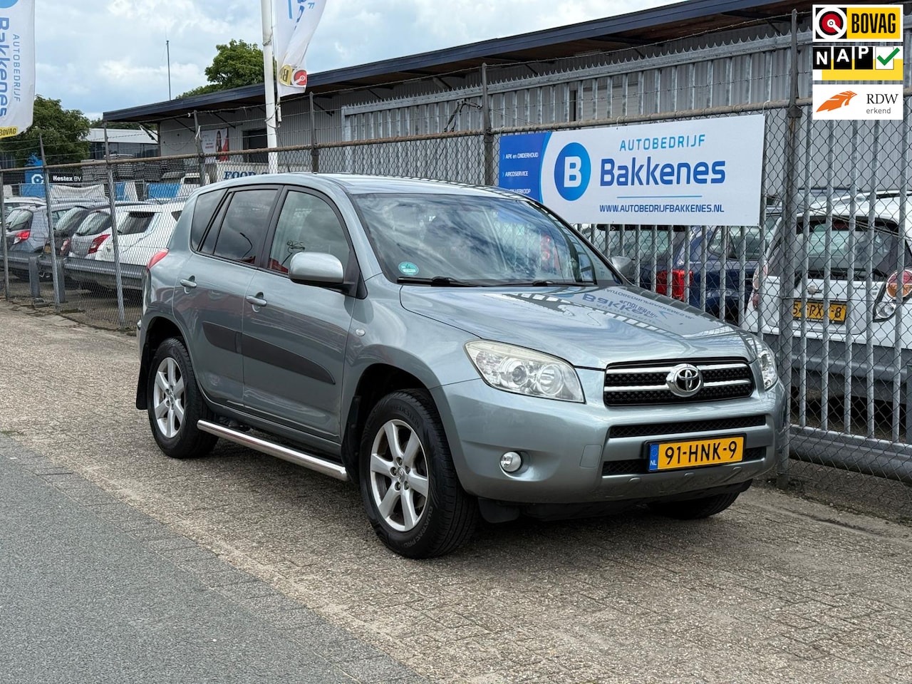 Toyota RAV4 - 2.0 VVTi X-Style Navigator | AWD | Airco | Cruise | Trekhaak - AutoWereld.nl