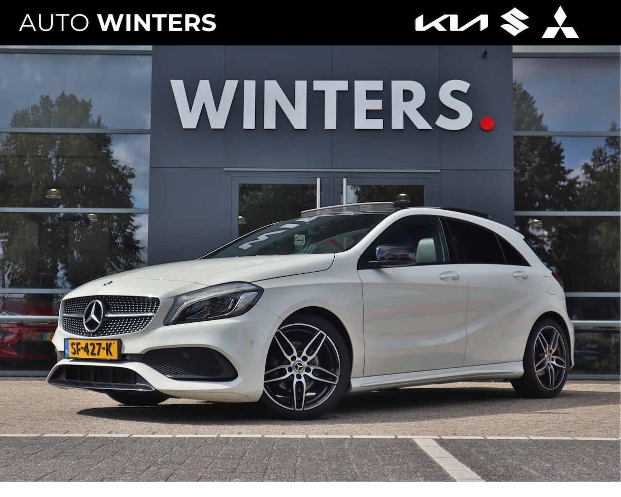 Mercedes-Benz A-klasse - 180 Business Solution AMG Schuif-kanteldak | Alcantara | Camera | Navigatie - AutoWereld.nl
