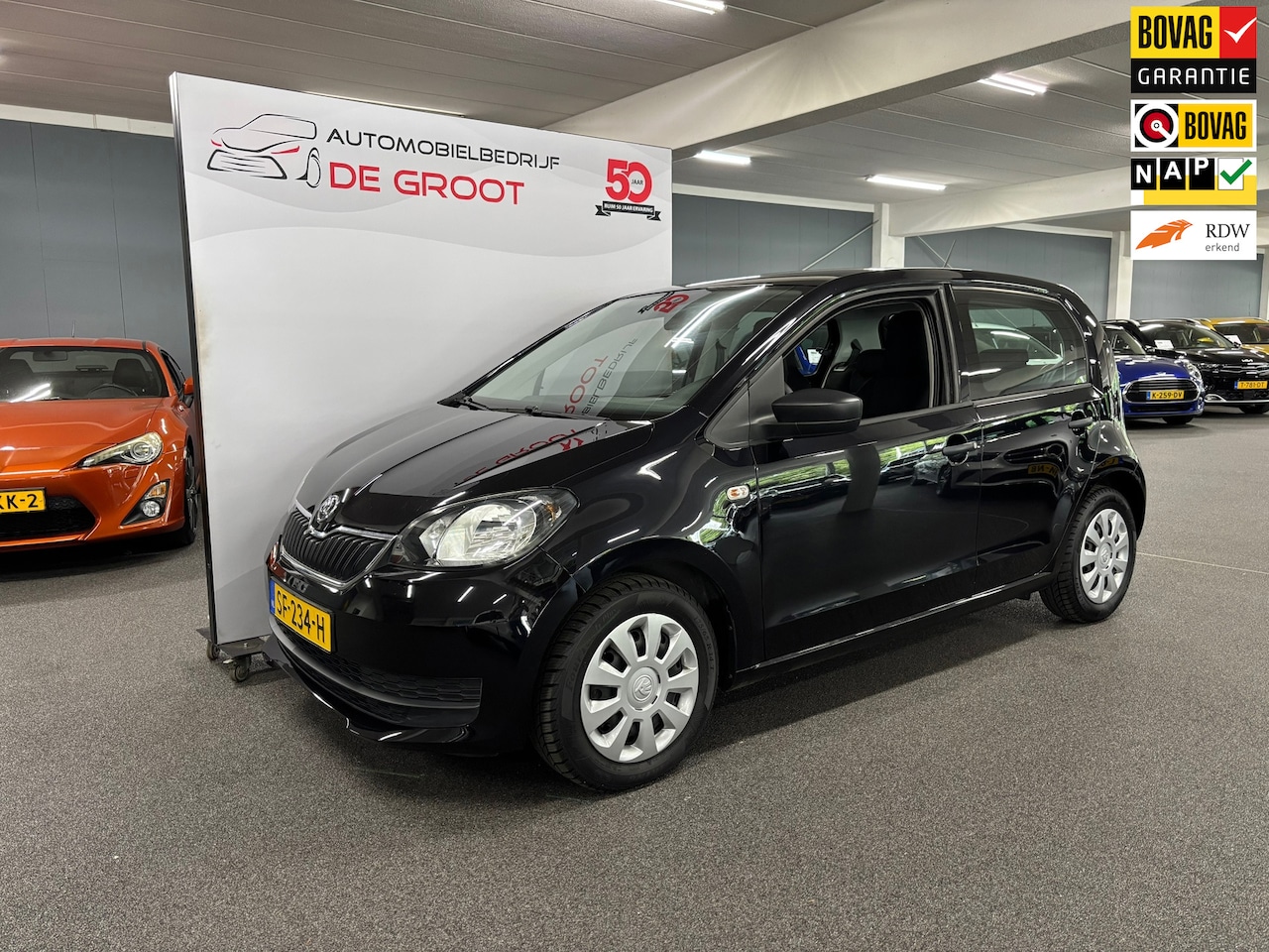 Skoda Citigo - 1.0 Greentech Active / NL-auto, Radio, AUX, CD-speler - AutoWereld.nl