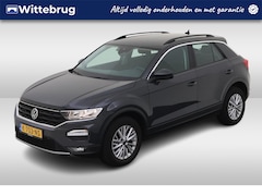 Volkswagen T-Roc - 1.0 TSI 110pk Style / App-Connect / Parkeersensoren / airco / 16" LMV
