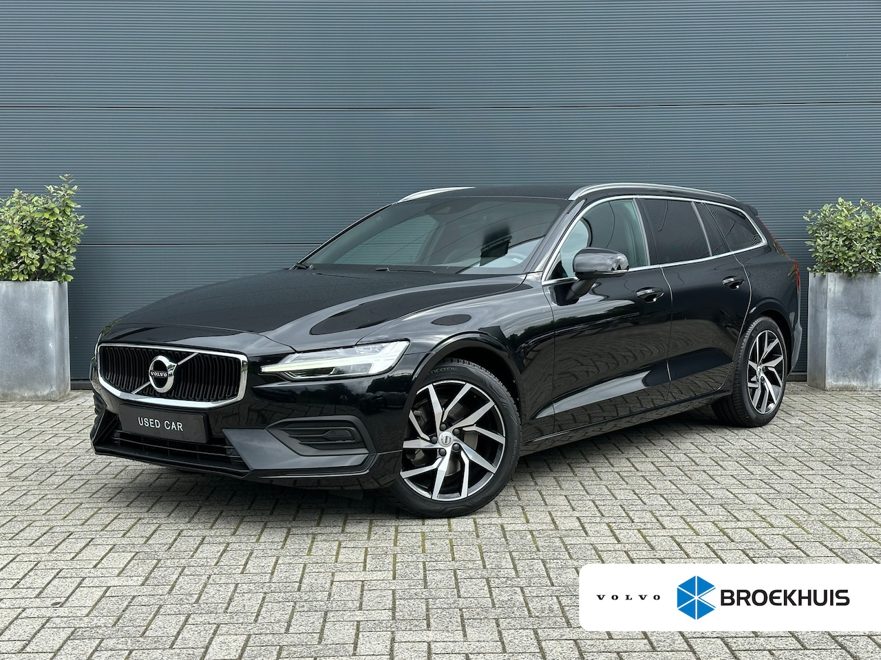 Volvo V60 - 2.0 T4 Momentum Pro | Polestar tuning | Sportstoel | Apple Carplay/Android Auto|telefoonin - AutoWereld.nl