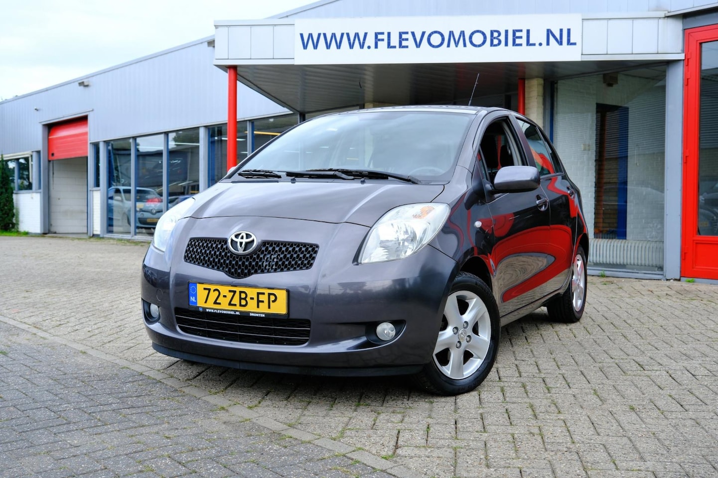 Toyota Yaris - 1.3 VVTi Luna 5-drs Clima|LMV - AutoWereld.nl