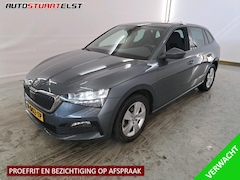 Skoda Scala - 1.5 TSI Sport Business Klapbare Trekhaak | Carplay | Donkere Hemel | Camera | Full Led | C