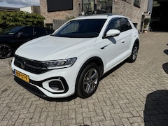 Volkswagen T-Roc - 1.5 TSI R-Line Bns+ Full LED, CarPlay