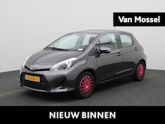 Toyota Yaris - 1.5 Full Hybrid Aspiration | Climate Control | Achteruitrijcamera |