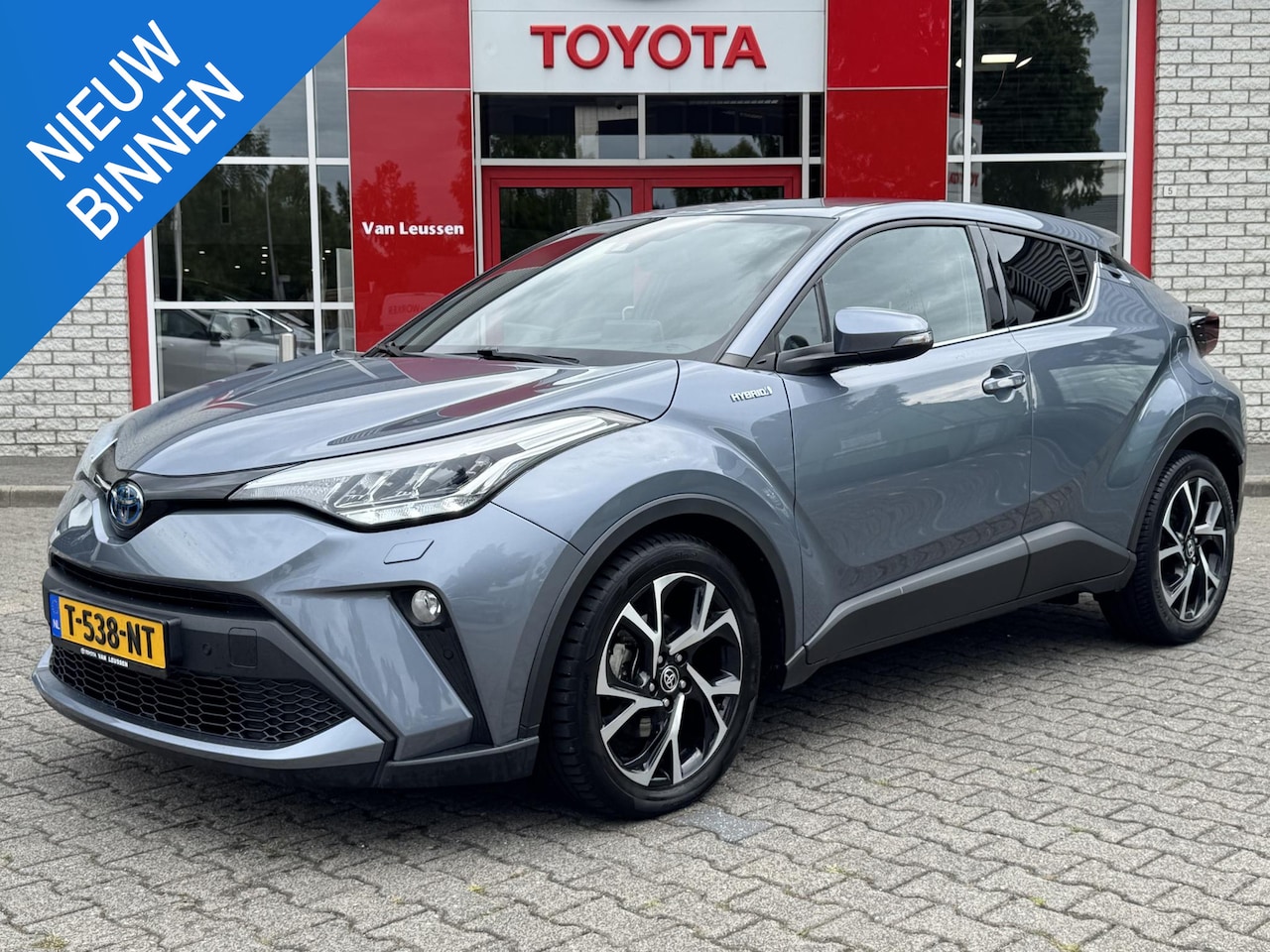 Toyota C-HR - 1.8 HYBRID DYNAMIC STOEL/STUURVERW PARK-SENSOREN APPLE/ANDROID BLUETOOTH AD-CRUISE LED 18' - AutoWereld.nl