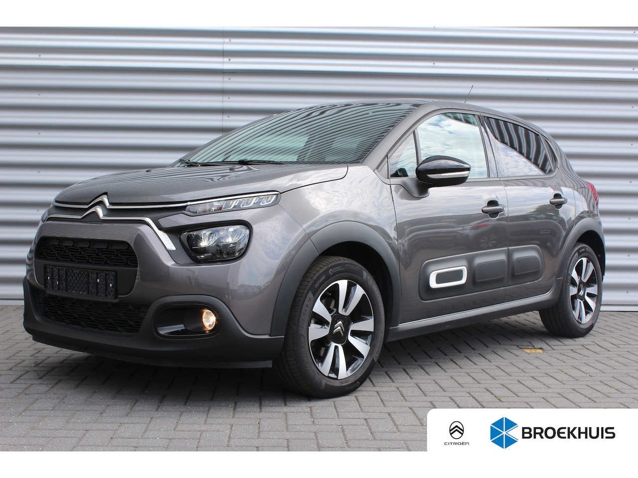 Citroën C3 - Citroën 1.2 PURETECH 110PK SHINE AUTOMAAT / NAVI / CLIMA / LED / PDC / 16" LM  / BLUETOOTH - AutoWereld.nl